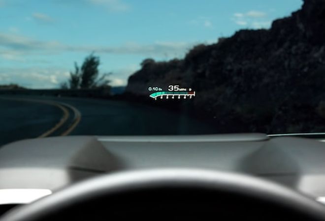 Chevrolet Camaro 2020 Проекция на лобовое стекло. Авто Премиум Груп
