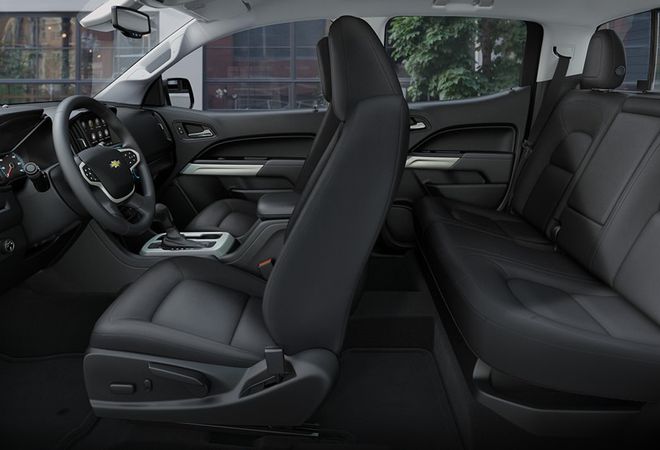 Chevrolet Colorado 2020 Удобства интерьера. Авто Премиум Груп