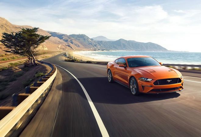 Ford Mustang 2019 Пакет опций Ford Safe and Smart ™. Авто Премиум Груп