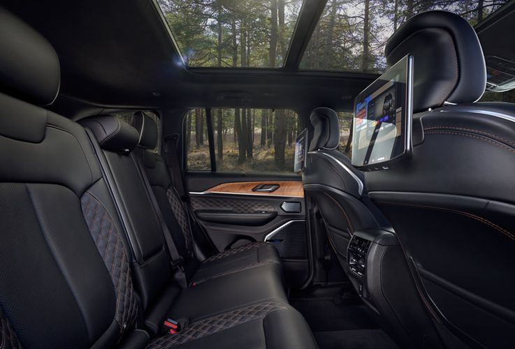 Jeep Grand Cherokee 4xe 2023 Развлекательная система. Авто Премиум Груп