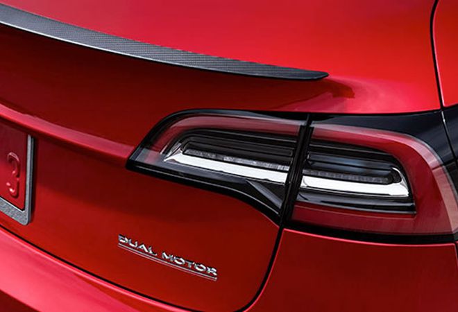 Tesla Model 3 2023 Спойлер из углеродного волокна. Авто Премиум Груп