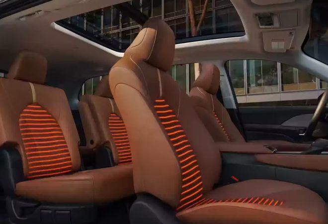 Toyota Grand Highlander 2024 Сиденья первого и второго ряда с подогревом и вентиляцией. Авто Премиум Груп