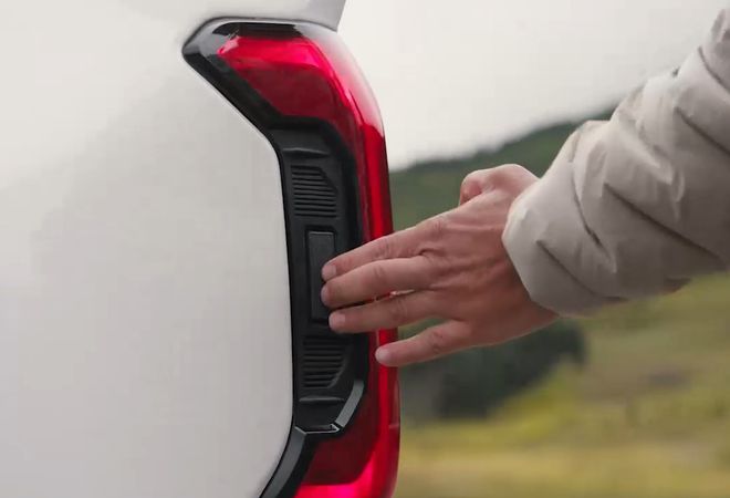 Toyota Tacoma 2024 Дверь кузова с электроприводом. Авто Премиум Груп