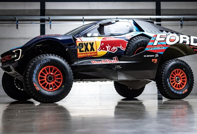 Новый Ford Raptor Dakar Truck — самый крутой автомобиль с синим овалом на капоте