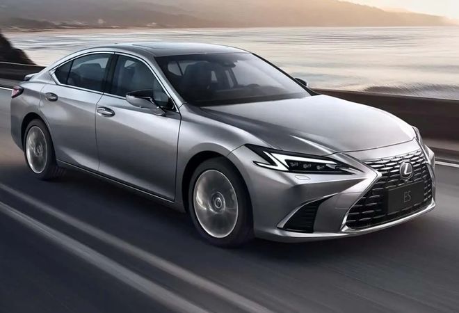 Lexus ES 2026: новые акценты и обновленная мультимедиа