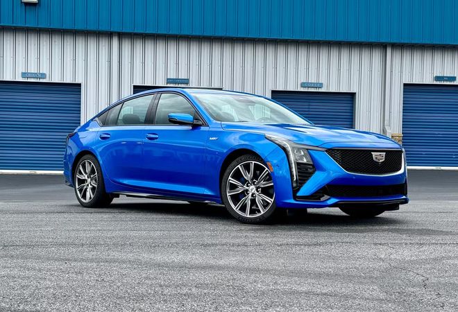 Cadillac CT5 бьет рекорды продаж