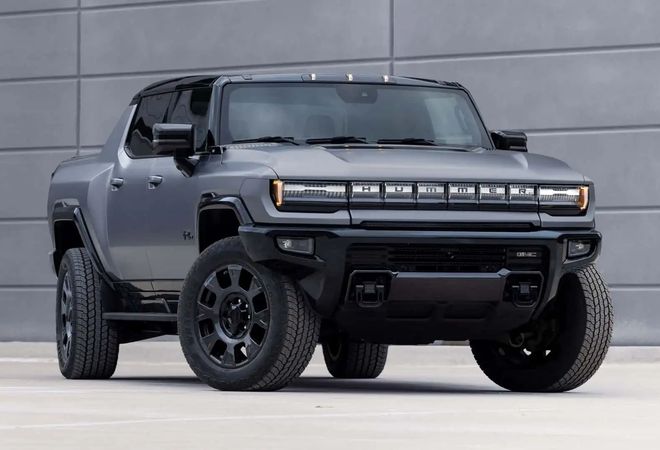 GMC Hummer EV стал мощнее и быстрее