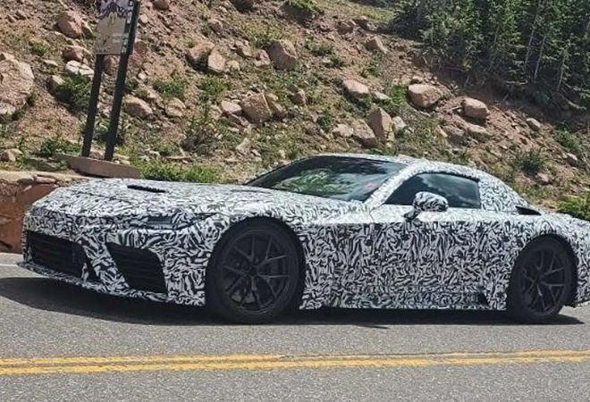 Новый суперкар Lexus LFR проходит тесты