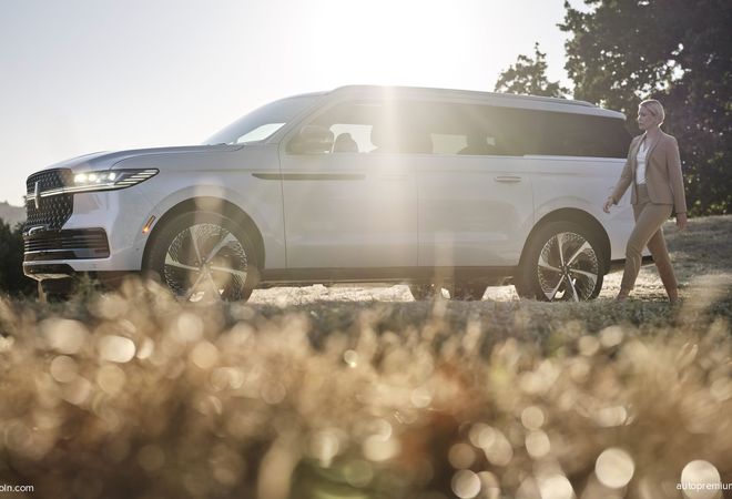 Lincoln отказывается от полной электрификации