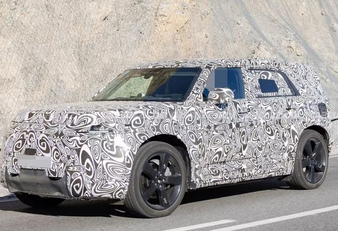 Land Rover испытывает мини-внедорожник