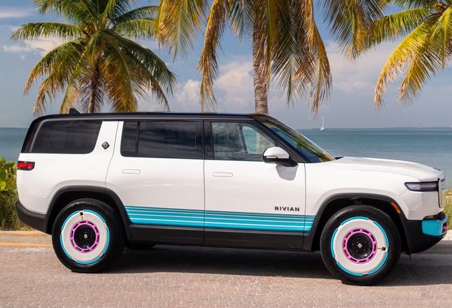 Веселый Rivian