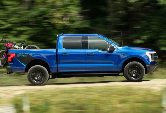 Новая версия Ford F-150 Lightning