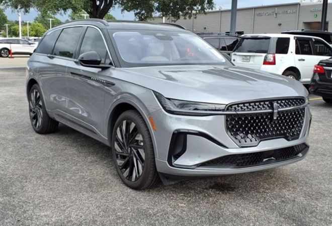 Lincoln Nautilus Black Label 2026 готов к отгрузке