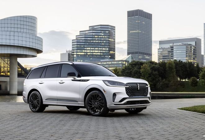 Lincoln готовит новый трёхрядный кроссовер