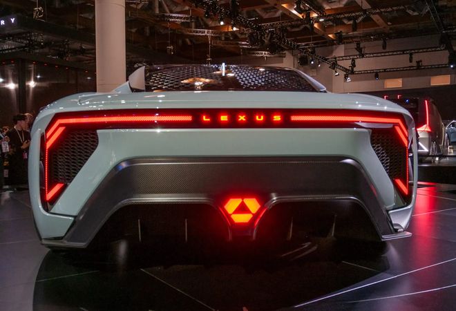 Lexus LFA получит искусственный звук