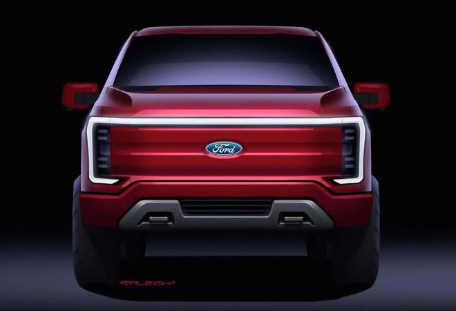 У Ford появился новый Lightning — и он уже не полностью электрический