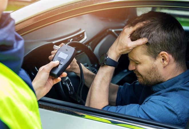 Пьяный за рулем? Теперь ты пешеход!