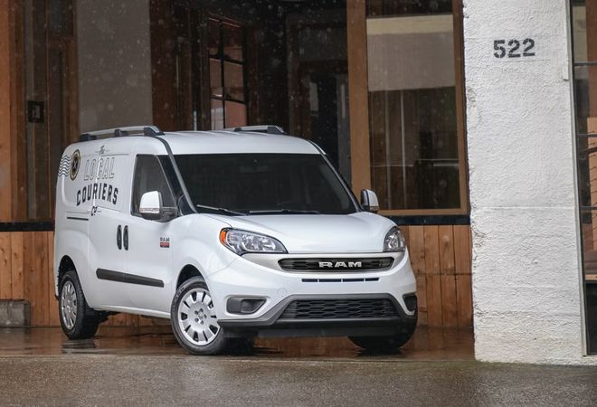 RAM анонсировала возвращение компактного фургона