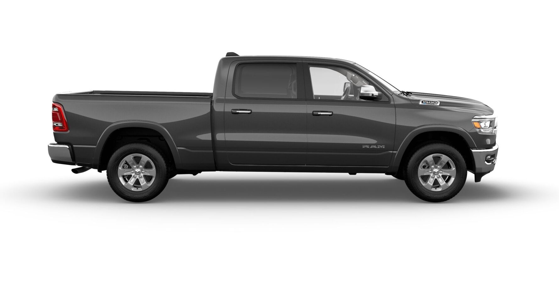 RAM 1500 Laramie 2022 3.6 V6 VVT Pentastar® eTorque Бензин 8 ст. АКПП Задний Двойная кабина/Стандартный кузов 