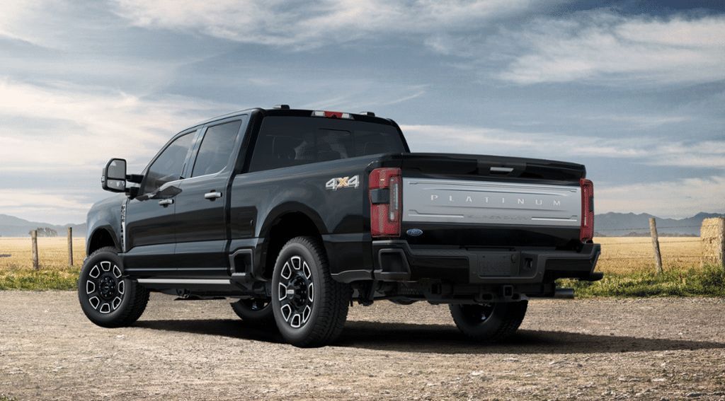 Ford F-250 Platinum 2023 6.7 V8 OHV Power Stroke® Turbo Diesel Дизель 10-ст АКПП Полный Двойная кабина/Стандартный кузов 