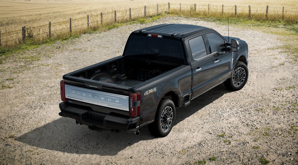 Ford F-250 Platinum 2023 6.7 V8 OHV Power Stroke® Turbo Diesel Дизель 10-ст АКПП Полный Двойная кабина/Стандартный кузов 