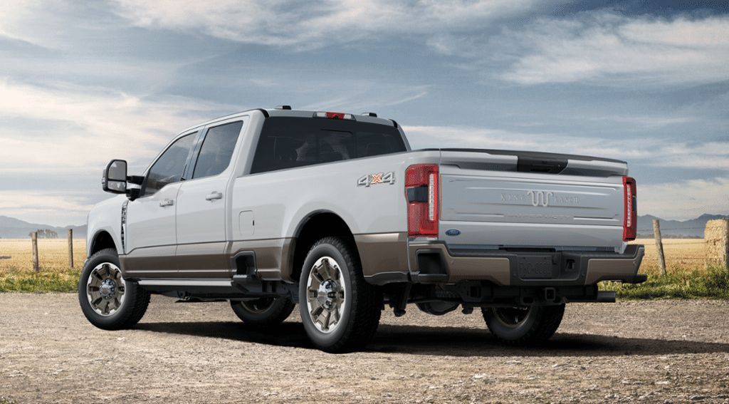Ford F-350 King Ranch 2023 7.3 V8 2V DEVCT PFI Бензин 10-ст АКПП Полный Двойная кабина/Длинный кузов 