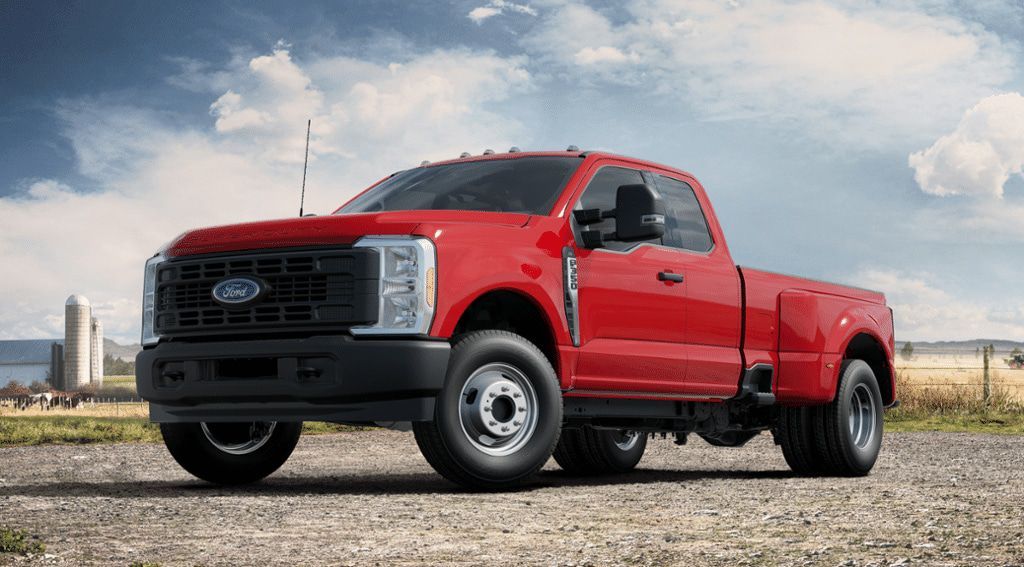 Ford F-350 XL 2023 6.7 V8 OHV Power Stroke® Turbo Diesel Дизель 10-ст АКПП Полный Полуторная кабина/Длинный кузов (DRW)