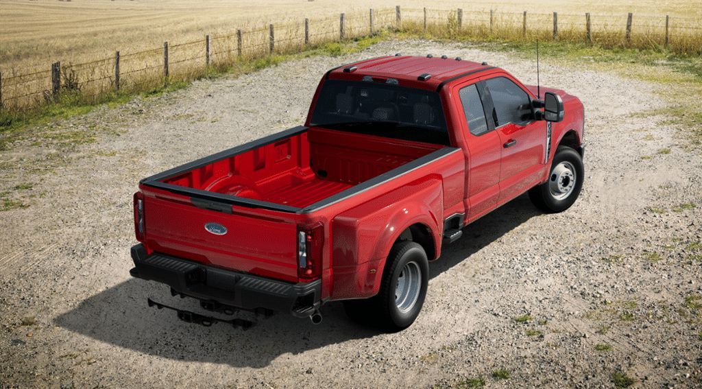 Ford F-350 XL 2023 6.7 V8 OHV Power Stroke® Turbo Diesel Дизель 10-ст АКПП Полный Полуторная кабина/Длинный кузов (DRW)