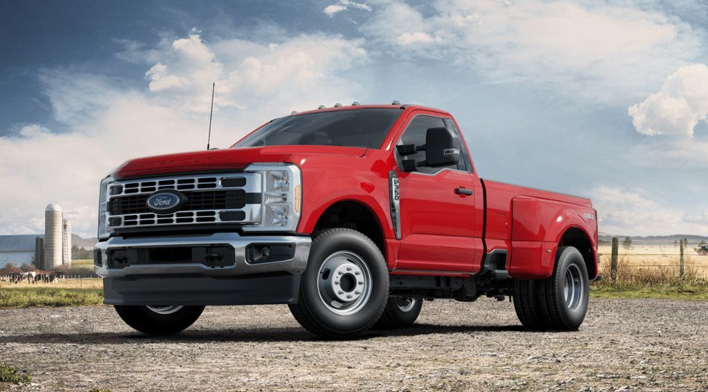 Ford F-350 XLT 2023 6.7 V8 High Output Power Stroke® Turbo Diesel Дизель 10-ст АКПП Полный Одинарная кабина/Длинный кузов (DRW)