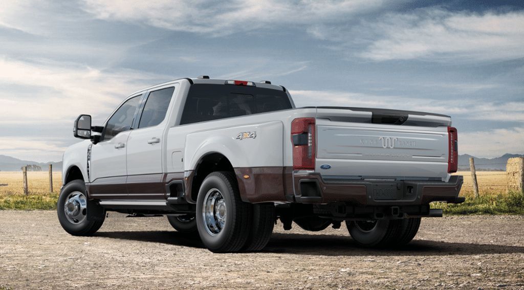 Ford F-350 King Ranch 2024 6.7 V8 OHV Power Stroke® Turbo Diesel Дизель 10-ст АКПП Полный Двойная кабина/Длинный кузов (DRW)