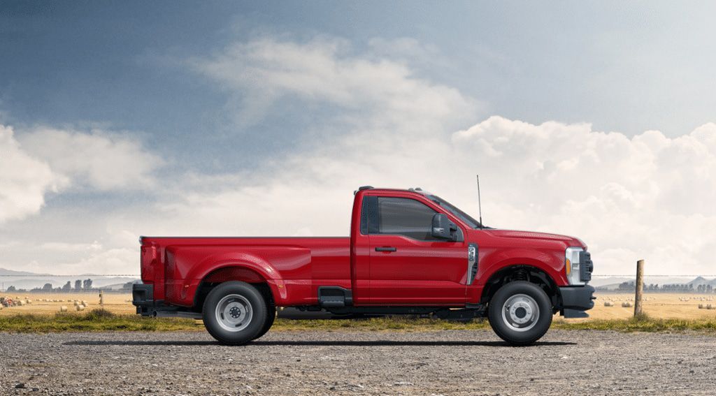 Ford F-350 XL 2024 6.7 V8 OHV Power Stroke® Turbo Diesel Дизель 10-ст АКПП Полный Одинарная кабина/Длинный кузов (DRW)