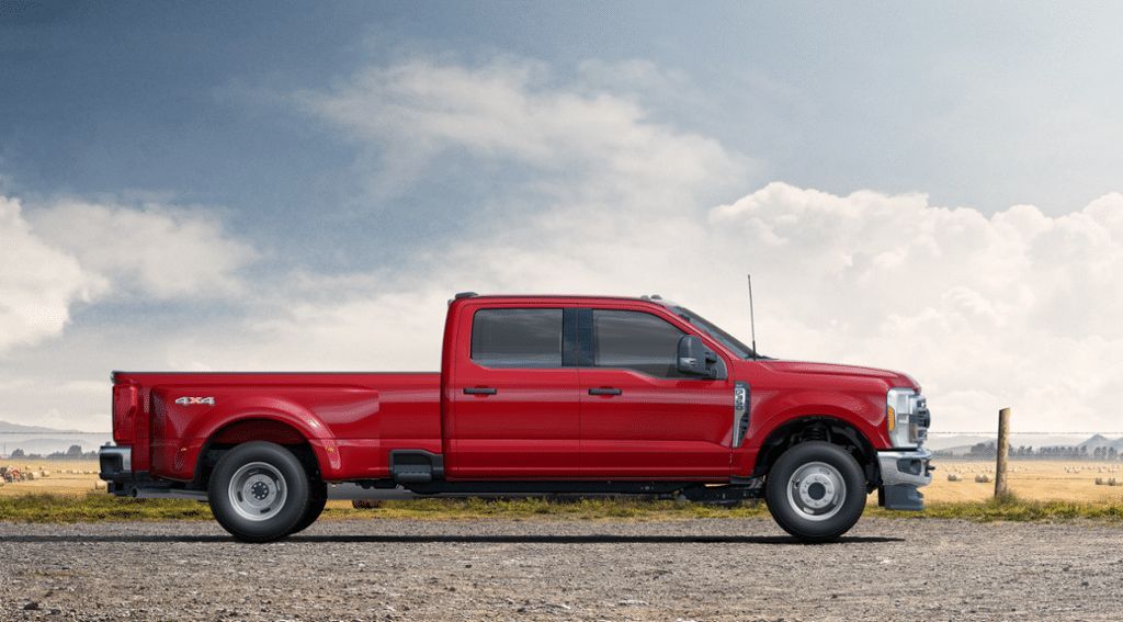 Ford F-350 XLT 2024 7.3 V8 2V DEVCT PFI Бензин 10-ст АКПП Полный Двойная кабина/Длинный кузов (DRW)