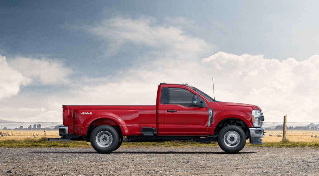 Ford F-350 XLT 2024 6.7 V8 OHV Power Stroke® Turbo Diesel Дизель 10-ст АКПП Полный Одинарная кабина/Длинный кузов (DRW)