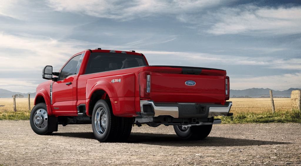 Ford F-450 XLT 2024 6.7 V8 High Output Power Stroke® Turbo Diesel Дизель 10-ст АКПП Полный Одинарная кабина/Длинный кузов (DRW)
