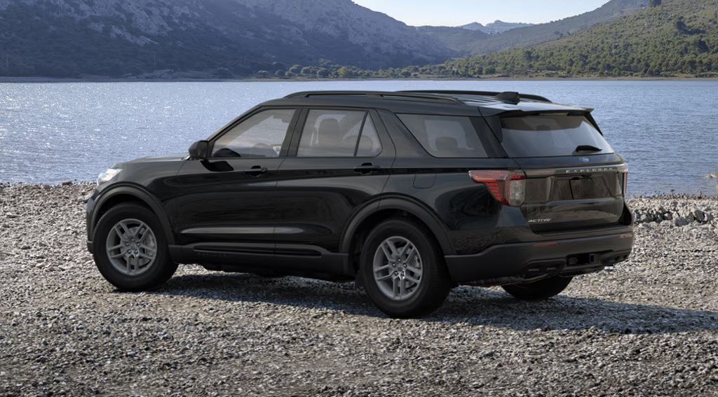 Ford Explorer Active 2025