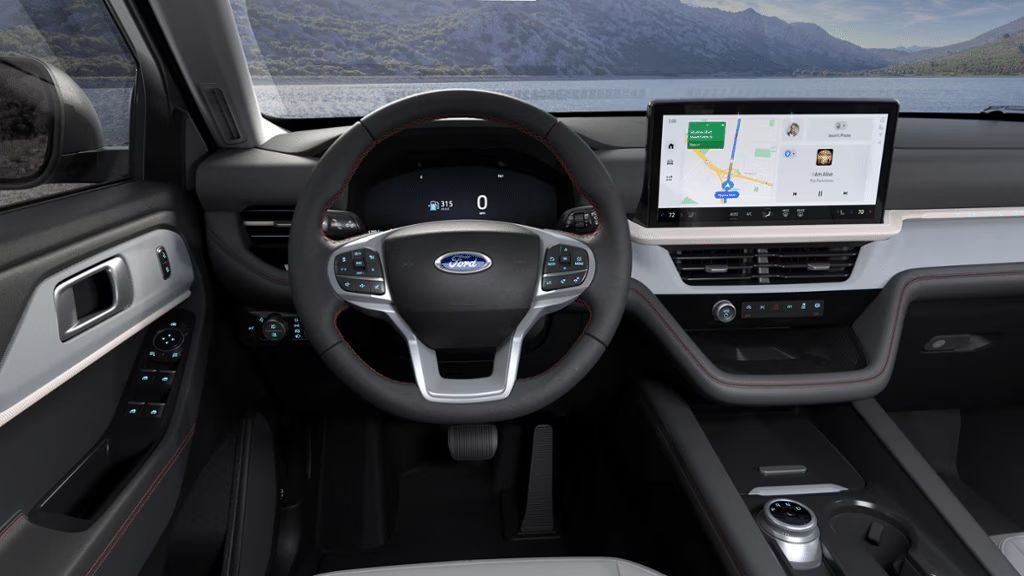 Ford Explorer Active 2025