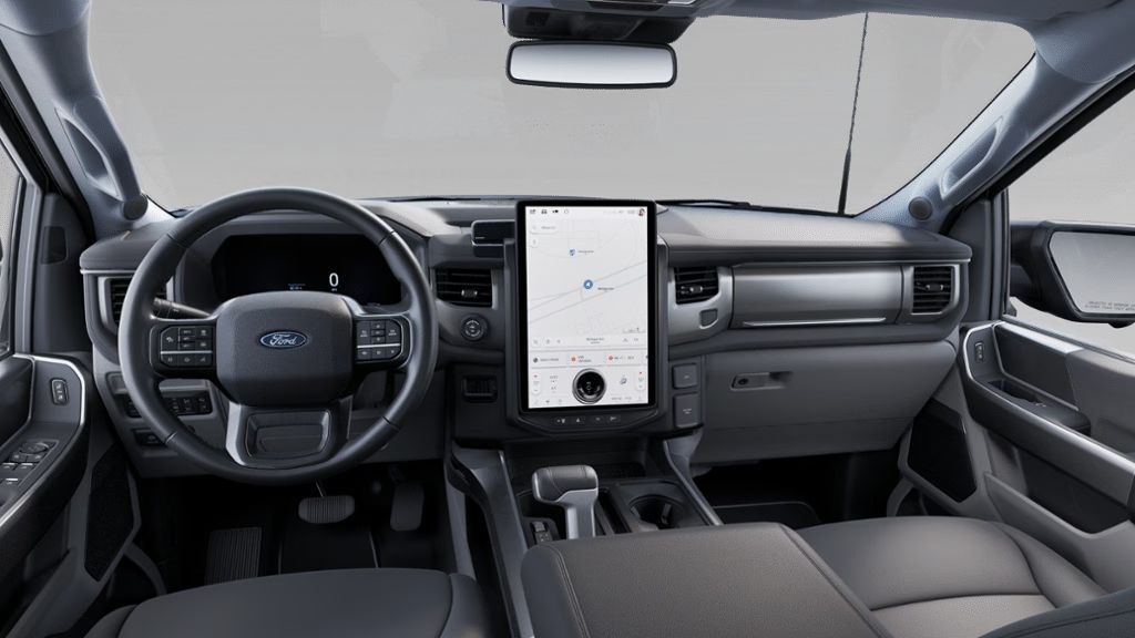 Ford F-150 Lightning Flash 2025
