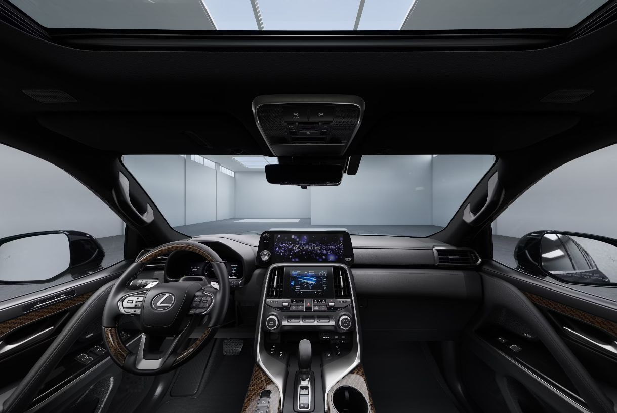 Lexus LX 700h Ultra Luxury 2025 3.4 V6 Twin-turbo VVT-iE Hybrid Бензин/электричество 10 ст АКПП Полный  