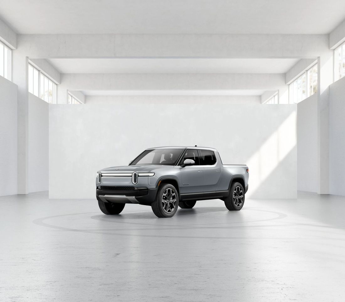 Rivian R1T Dual Standard 2025 Два электромотора Rivian Dual Standard Rivian Standard АКПП Ред. Полный  