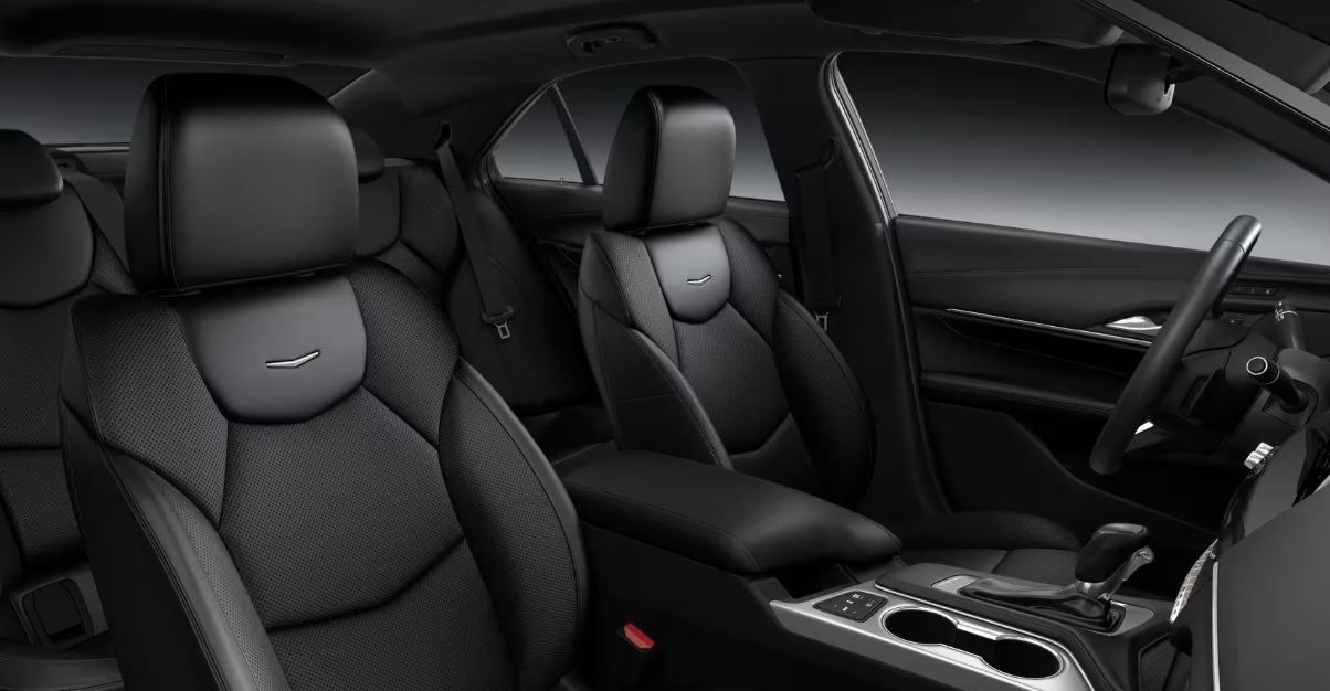 Cadillac CT4 Premium Luxury 2026
