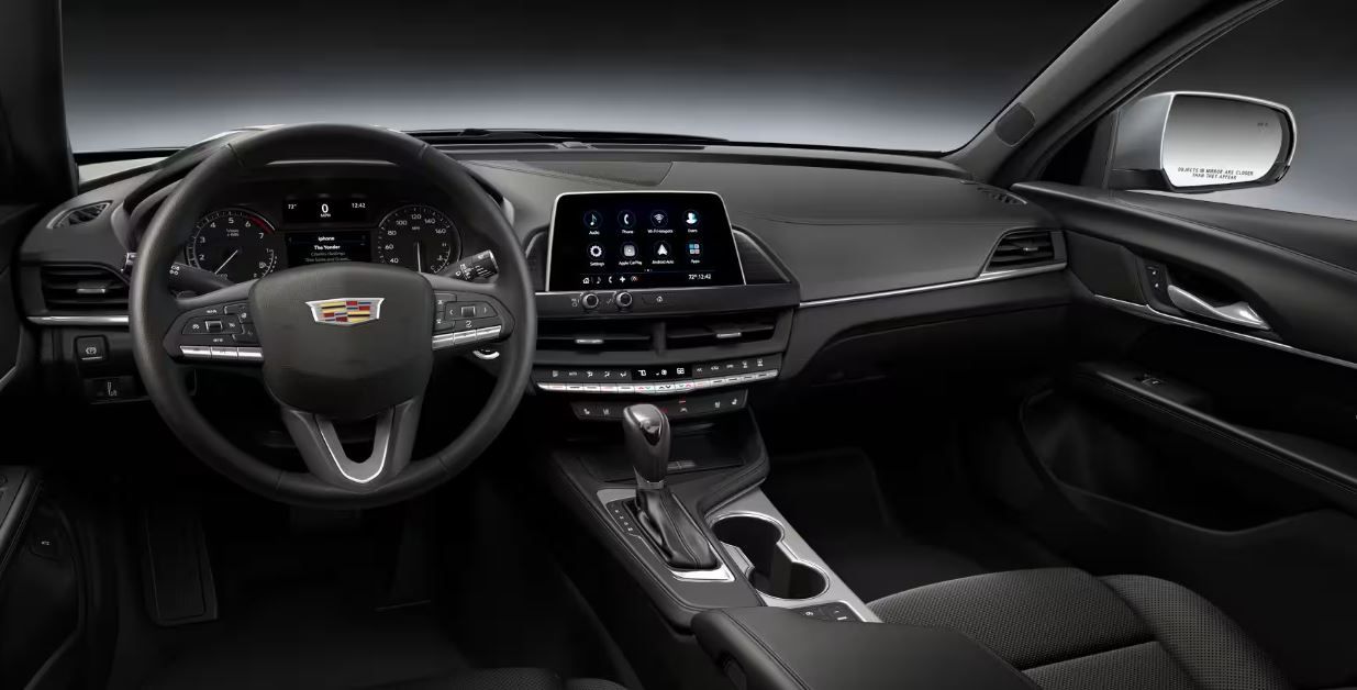 Cadillac CT4 Premium Luxury 2026