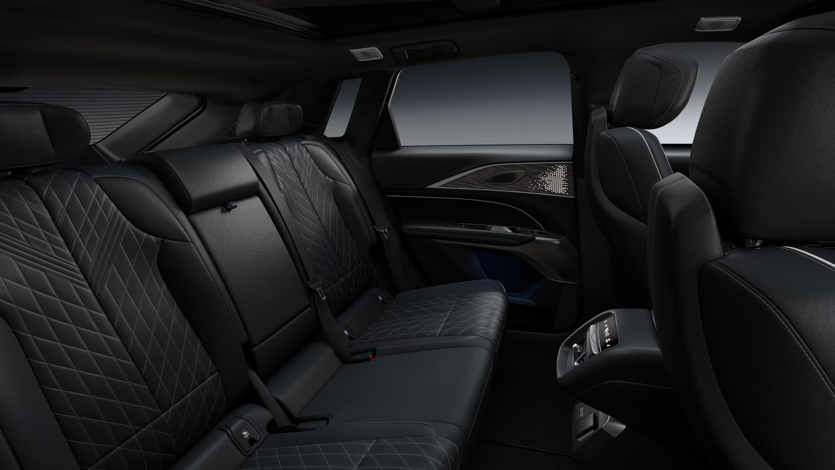 Cadillac Lyriq-V Premium 2026 Два электромотора АКПП Ред. Полный  