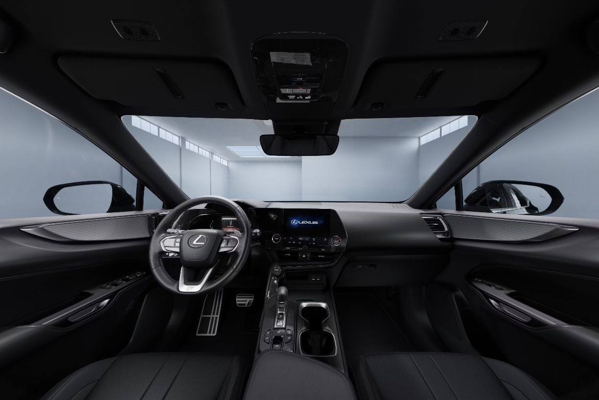 Lexus NX 350h F Sport Handling 2026 2.5 L4 Dynamic Force Бензин/электричество ECVT Полный  