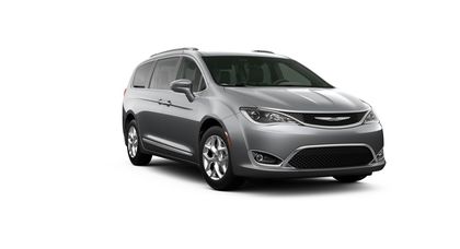 Chrysler Pacifica 35th Anniversary Touring L 2020