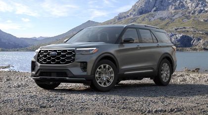 Ford Explorer Platinum 2025