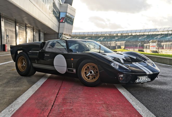 Электрическая легенда GT40