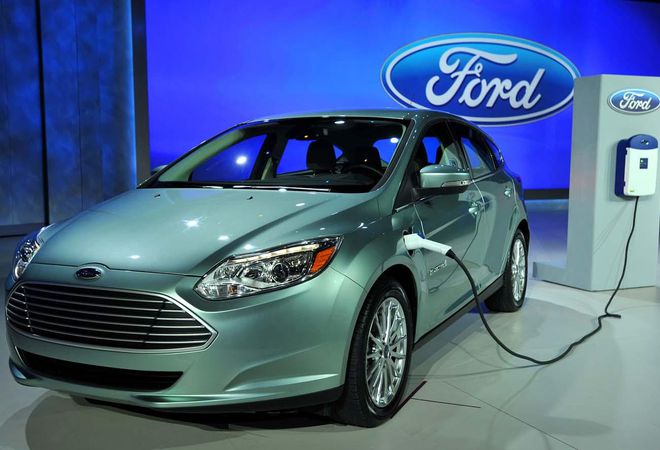 Ford переходит на 100% онлайн