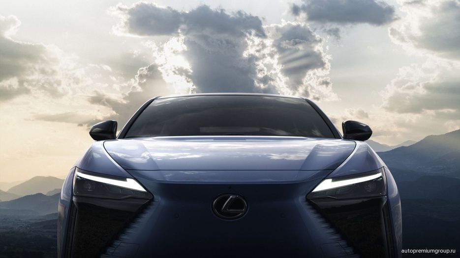 Компенсировать потери Lexus планирует выпуском электрических моделей, таких как Lexus RZ