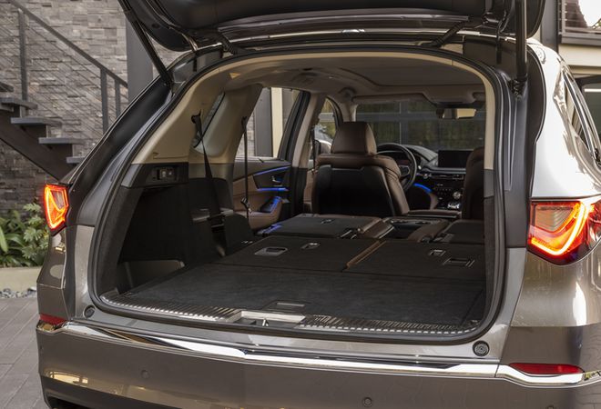 Acura MDX 2024 Объём багажника 2690 литров. Авто Премиум Груп