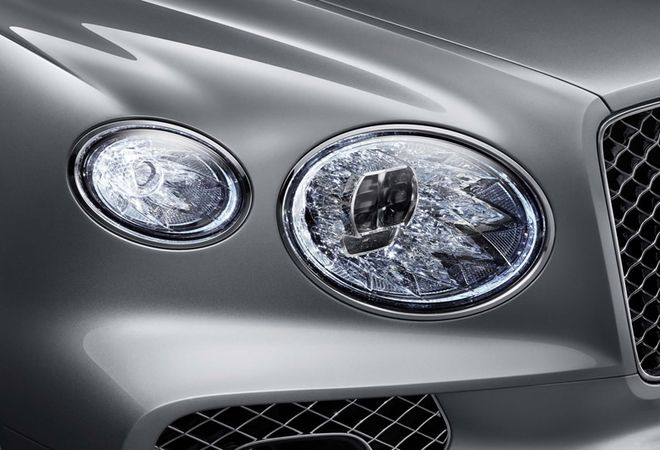 Bentley Bentayga 2022 Матричные фары. Авто Премиум Груп